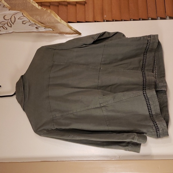 Women Jean Jacket - Picture 5 of 6